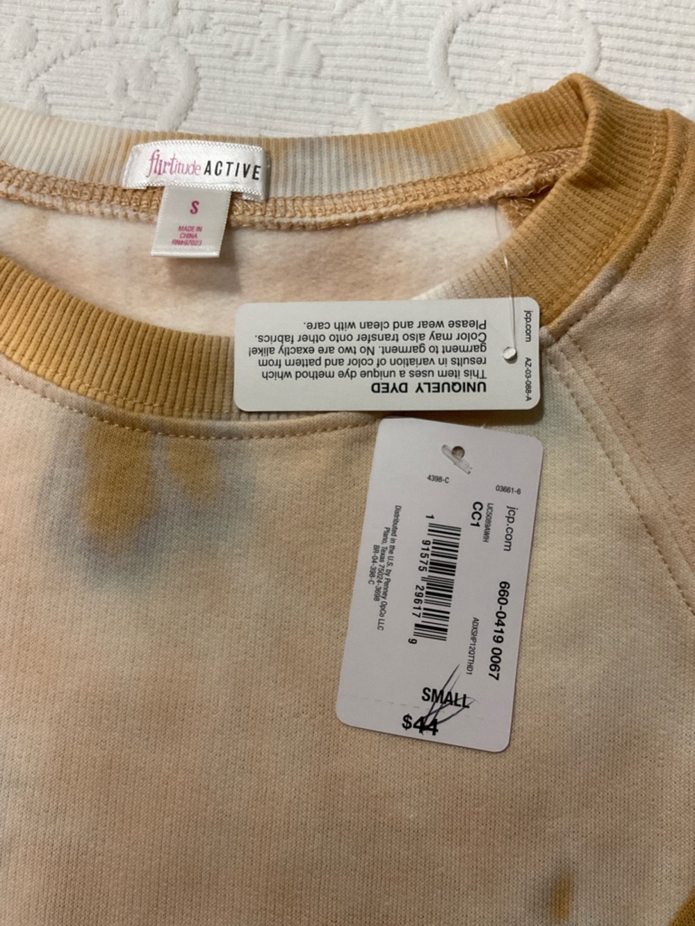 flirtitude Active Soft Tie-Dye Crewneck - Crop Sweatshirt. NWT - Picture 3 of 7